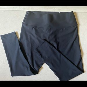 Maurices Inmotion leggings